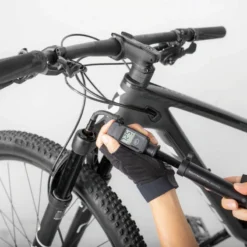 Topeak Mountain Digital 2stage MTB Shock/Tyre Pump - Black 13 Topeak Mountain Digital 2stage MTB Shock/Tyre Pump - Black -Shimano Store 7 261