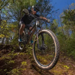 Stans NoTubes Arch MK4 6-Bolt 27.5 15x110 63.5 Front MTB Wheel -Shimano Store 7 386