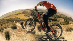 Specialized Butcher Grid Trail 2Bliss T9 29 X 2.3 - Soil Searching/Tan -Shimano Store 8 331