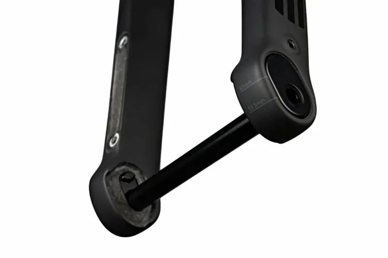 Enve Adventure Disc 1 1/2 49/55mm Rake 12x100 Thru Axle Carbon Fork 7 Enve Adventure Disc 1 1/2 49/55mm Rake 12x100 Thru Axle Carbon Fork - Image 7